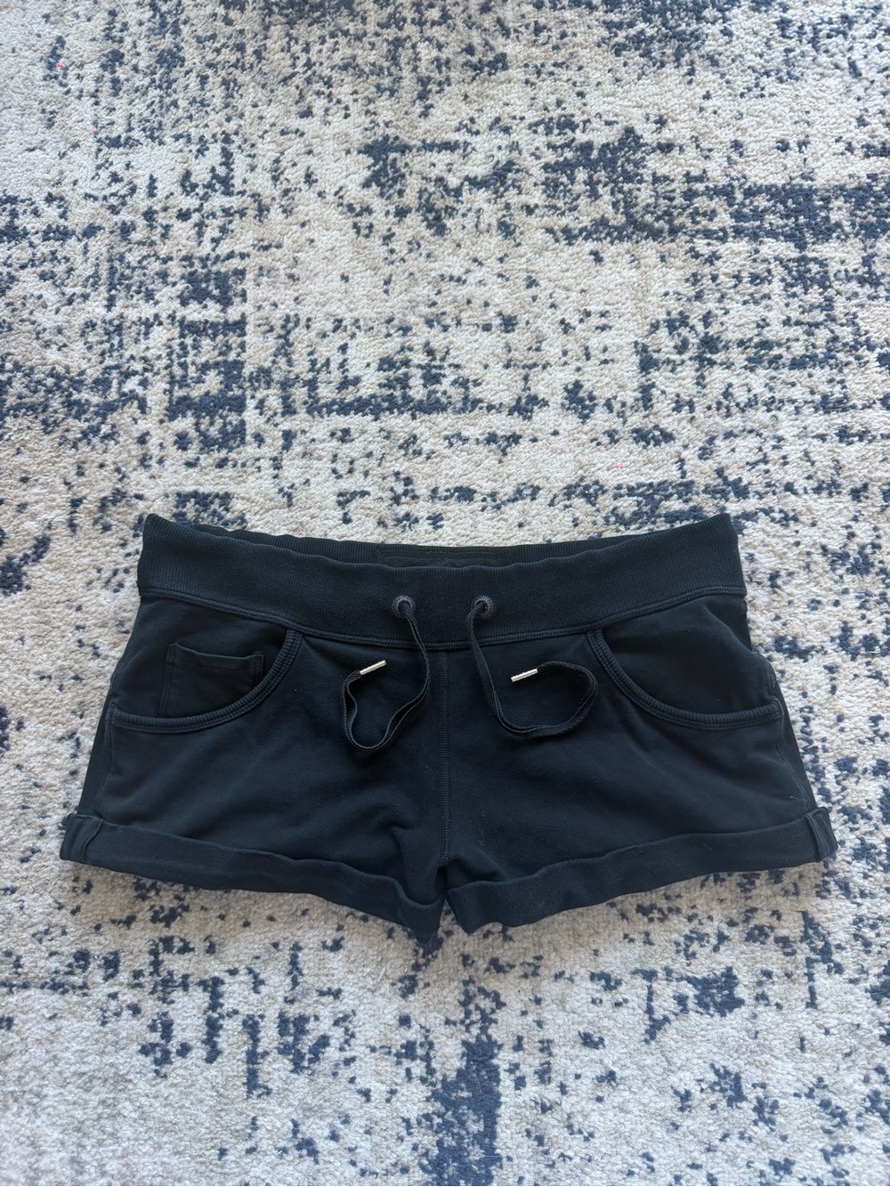 Lululemon Y2K Women's Black Athletic Pull-On Shorts with Drawstring